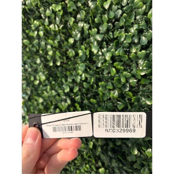 Carbon 38 Island Paradise Blue Ribbed 7/8 Leggings Size Large NWT - Picture 3 of 3